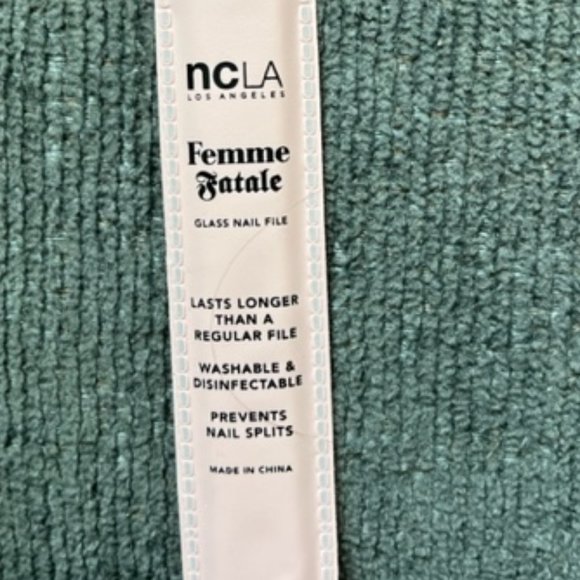 NCLA Los Angeles Femme Fatale Glass Nail File - Picture 1 of 3